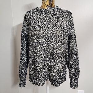 Taylor & Sage Black & White Popcorn Oversized Sweater